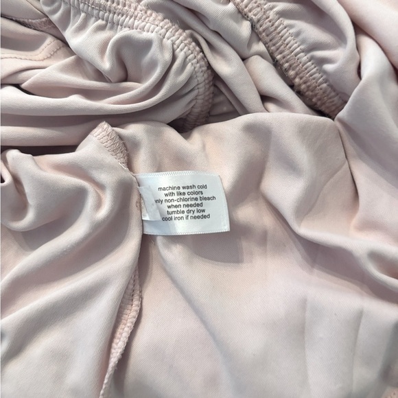 Lane Bryant Ruffled V-Neck Top. Women’s Sz-22 3X Pink Floral. EUC Flattering. - Picture 8 of 10